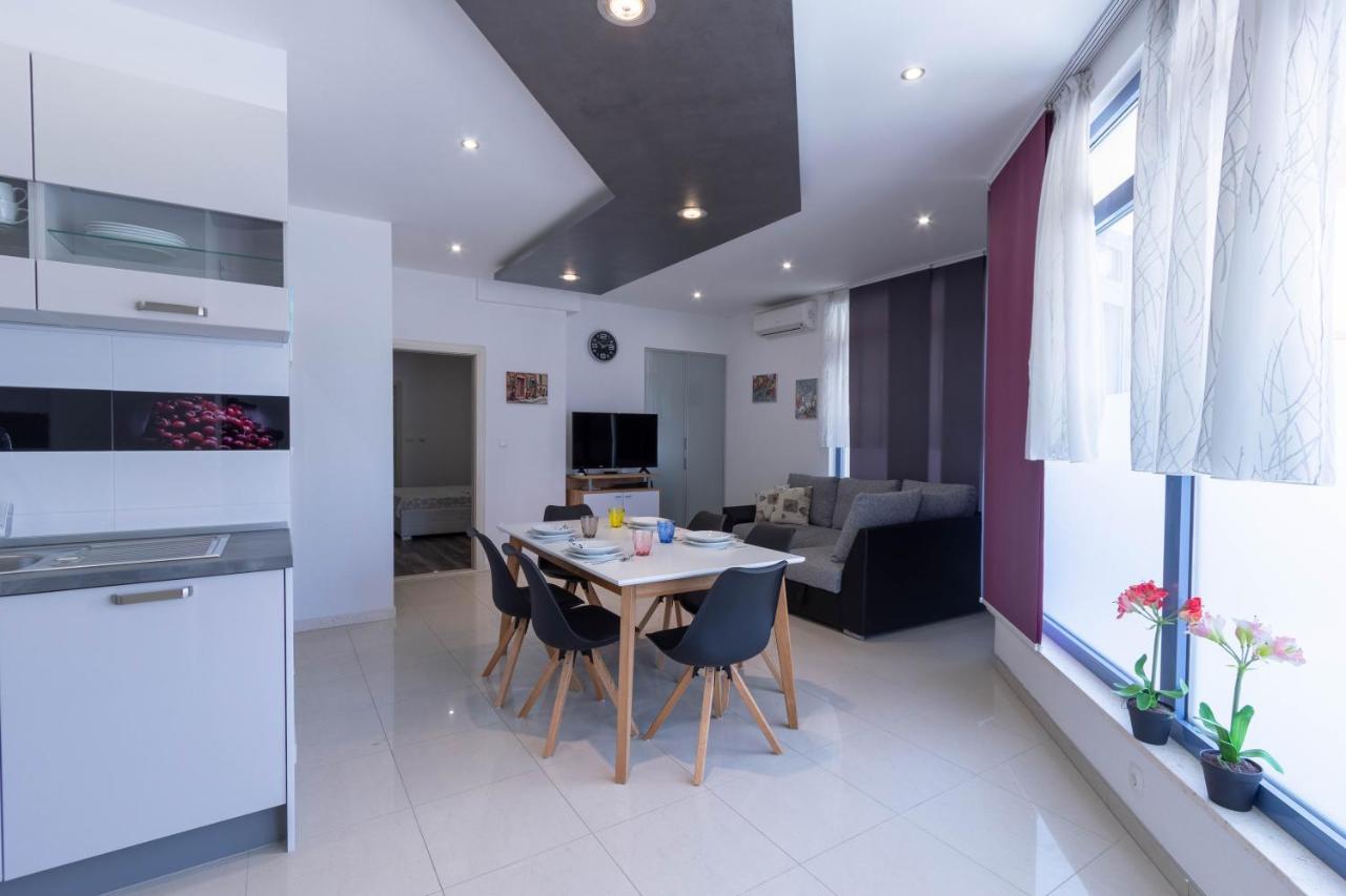 Apartman Dora Podstrana Exterior photo