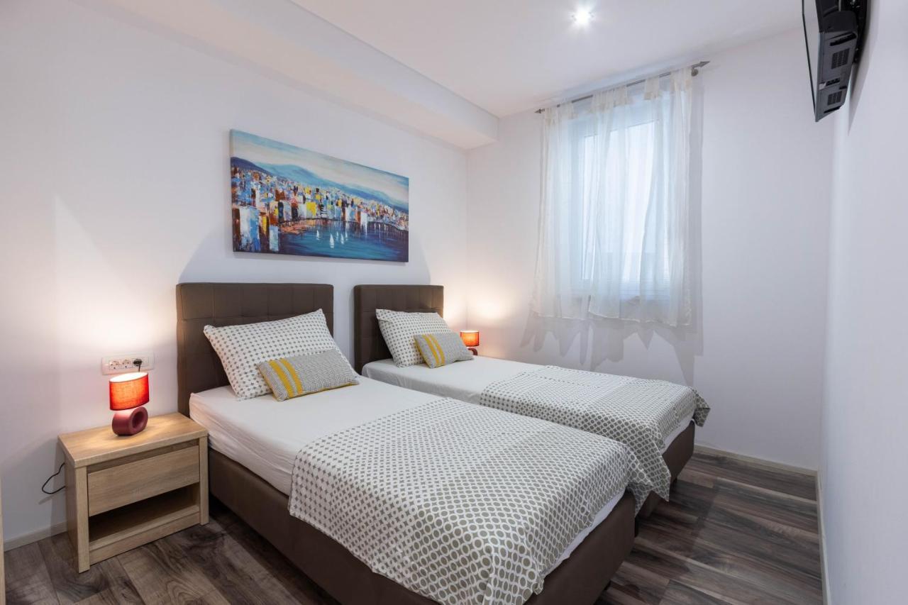 Apartman Dora Podstrana Exterior photo