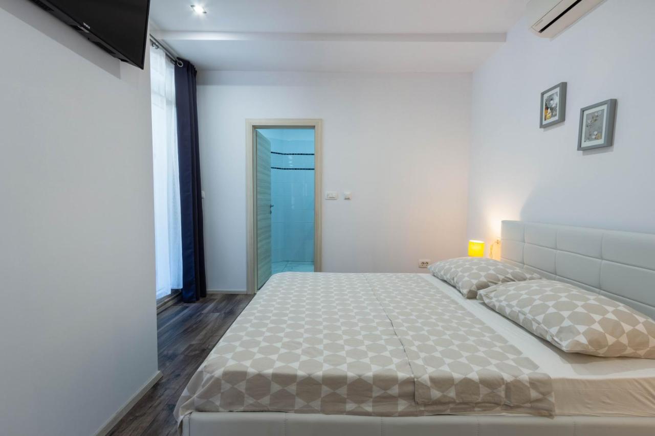 Apartman Dora Podstrana Exterior photo
